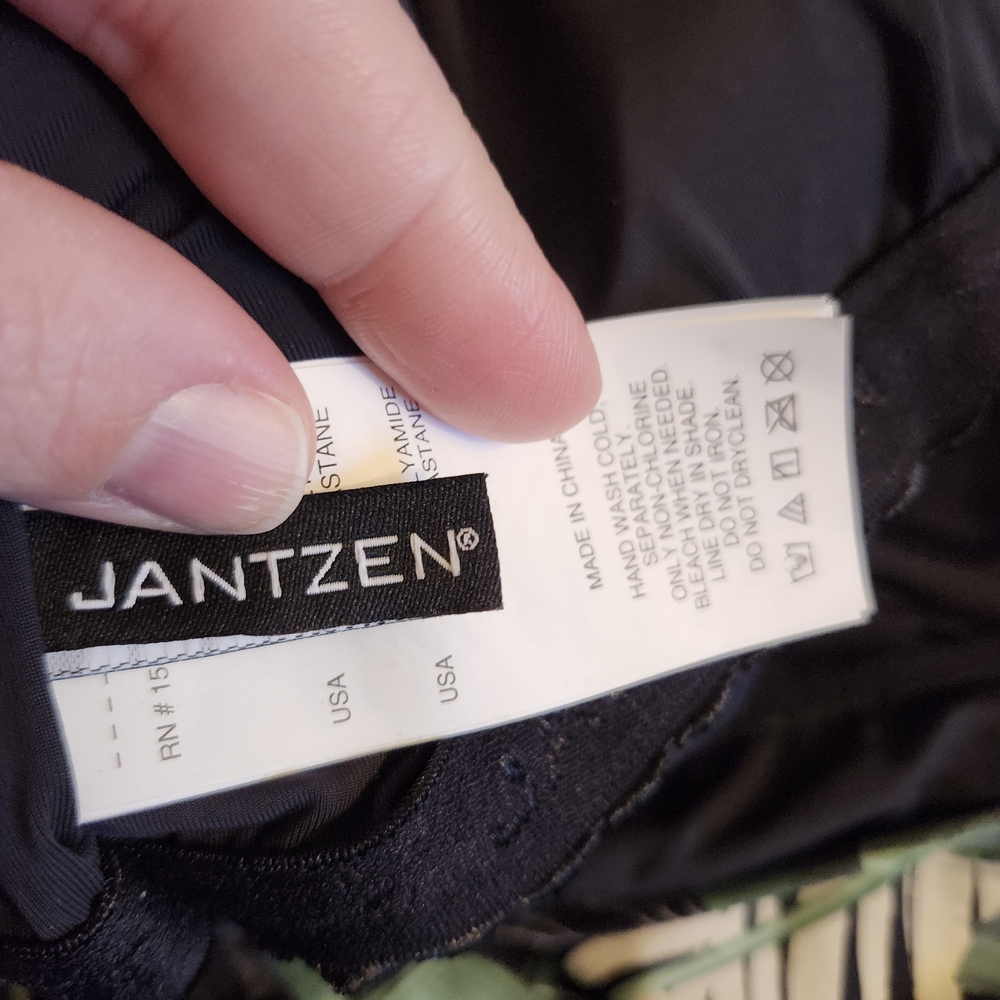 Jantzen Tropical Leaf Tankini Swim Top Size 18 NWOT Adjustable Straps - Picture 7 of 8
